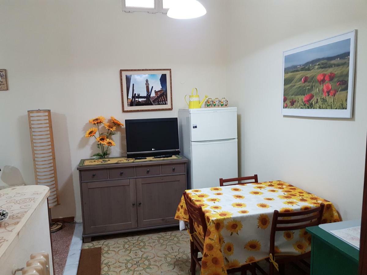 San Martino House By Francigenaapartments Сиена Екстериор снимка